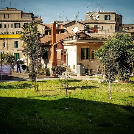 דירה Casa Di Amici Garbatella *